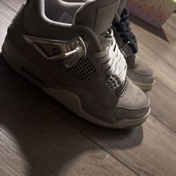 Jordan 4