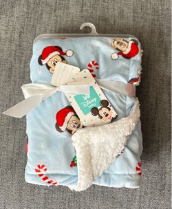 Disney Christmas Holiday Baby Mickey Mouse Baby Blanket 30in X 40in NEW