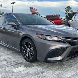 Toyota camry SE