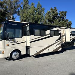 2008 Bounder by Fleetwood   34G. 