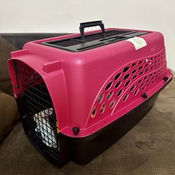Dog/Cat Crate for Xsmall/Small Pet Pink Used 24.05x16.8x14.5”