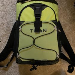 Titan 24 Can Backpack Cooler 
