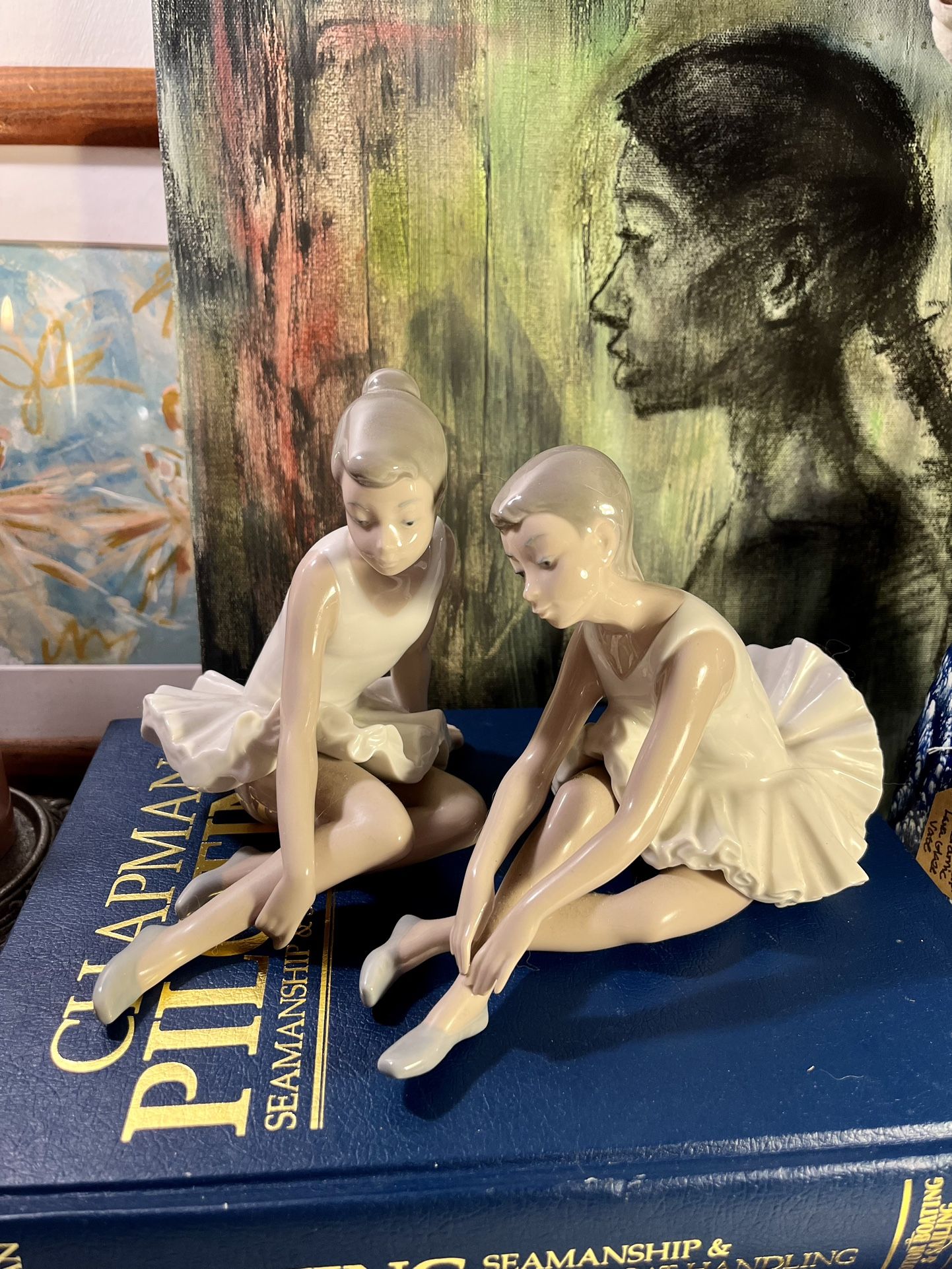 Antique Pair of Sitting Spanish Porcelain Ballet Dancers Figurines Nao By Lladro