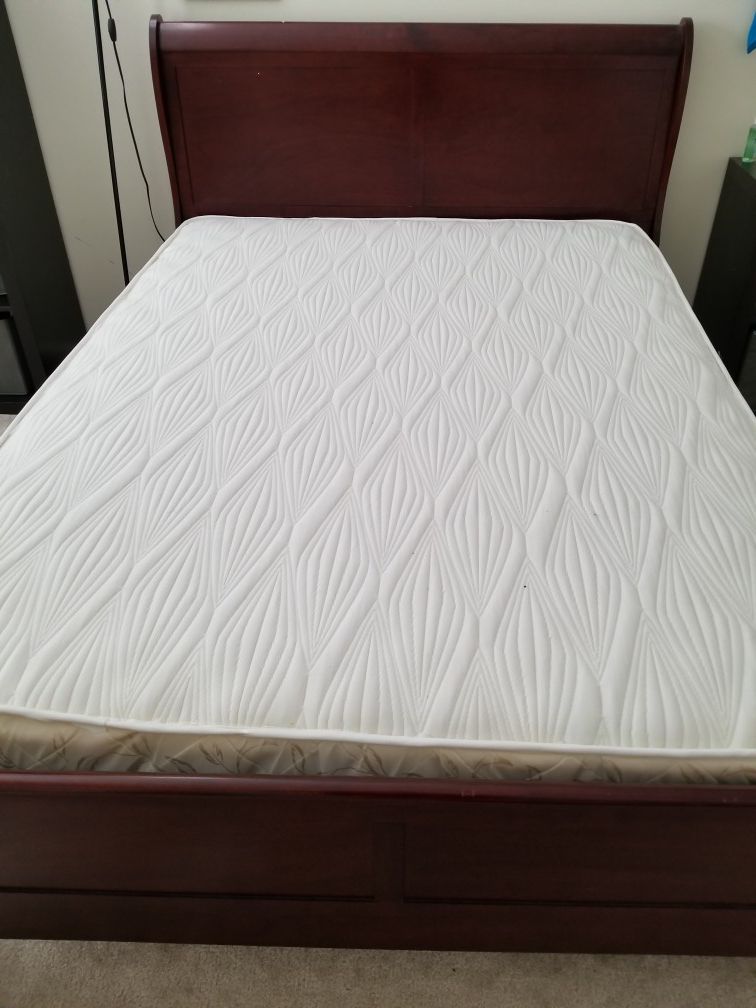 Full bed with Mattress