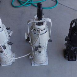 Studio Lights (UNTESTED)