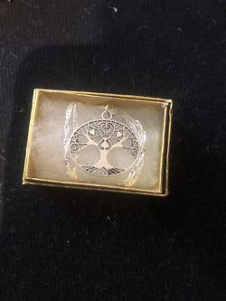 Tree of life necklace 20” silver plated