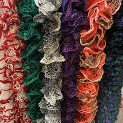 Scarf! holidays color!🧣