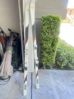 Pre 1200 Downhill Skis (200 cm)