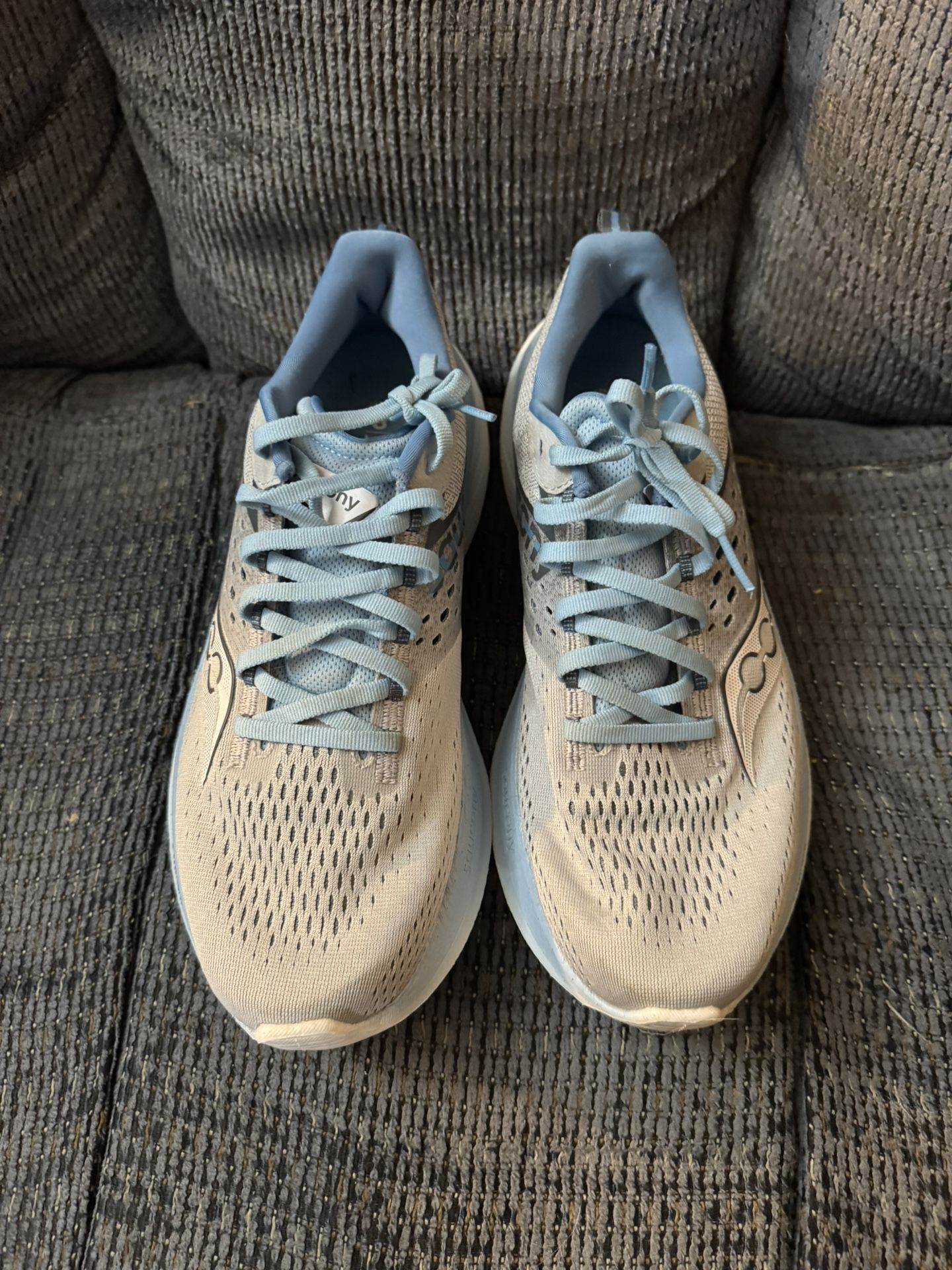 Womens Ride 17 Sneakers Size 10.5 Wide