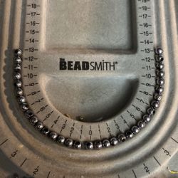34 Pc  Silver Metal 8mm Beads