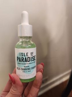 Unopened Bottle Of Isle Of Paradise Medium Self-tanning Drops