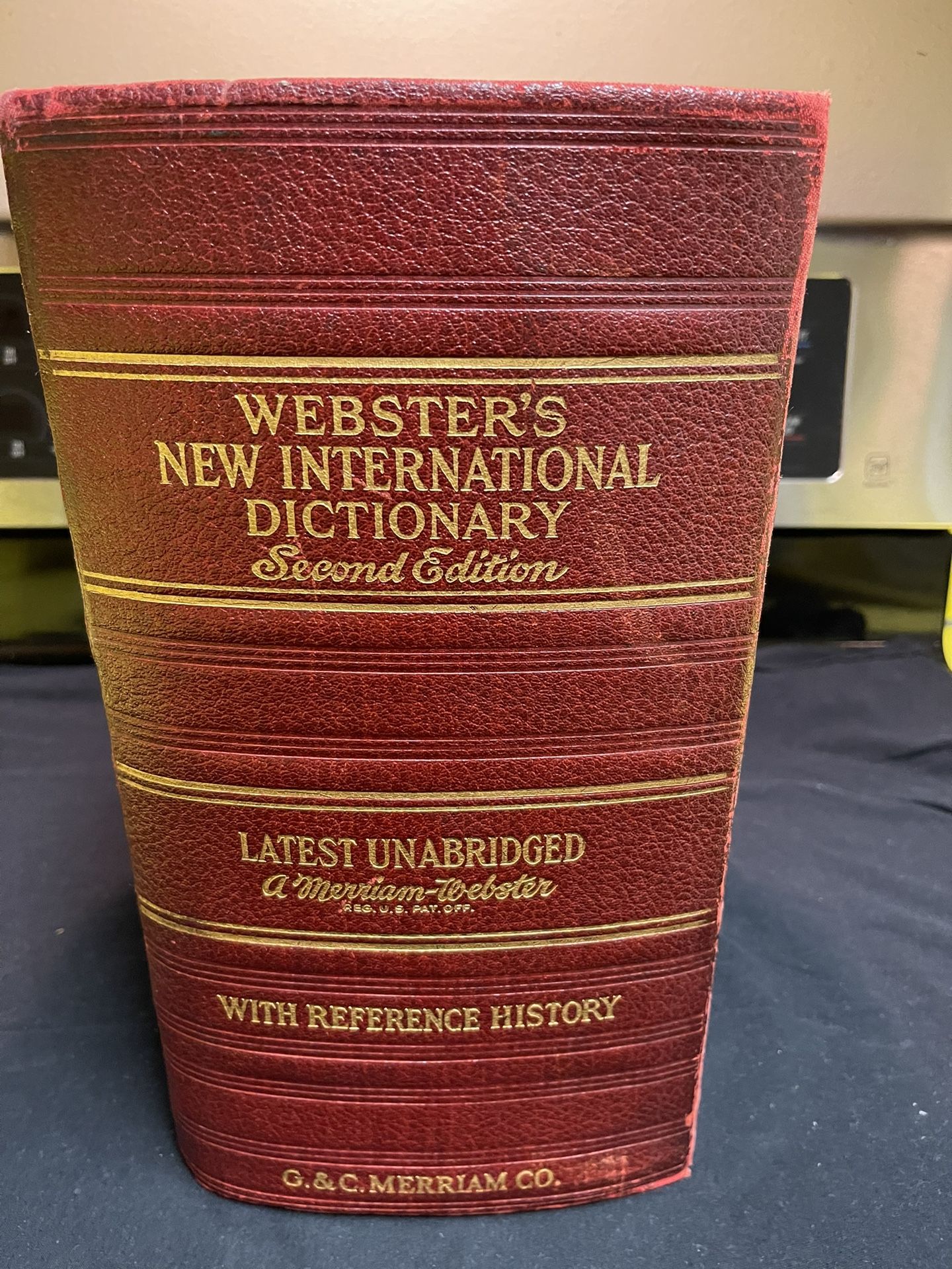 1934 Webster’s New International Dictionary, Second Edition Unabridged, Huge, 4000 Pages