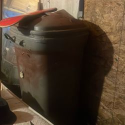 Garbage Can 