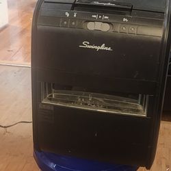 Good Deal  Paper Shredder