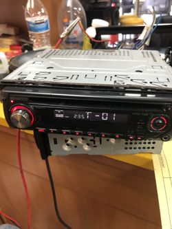 Kenwood kdc-138 CD player ind dash receiver aux input