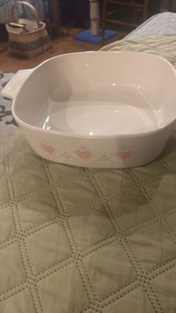 Corning Ware Heart Design Casserole Dish With Lid 