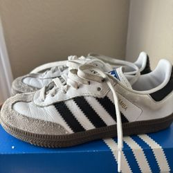 Sambas Shoes For Kids