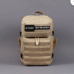 WOLFPAK 35L Backpack In neutral 