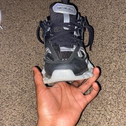 Balenciaga  Tracks 