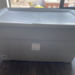 Brightroom Wheeled Latching Storage Tote 45 Gallo 