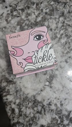 Tickle Highlighter From Benefit