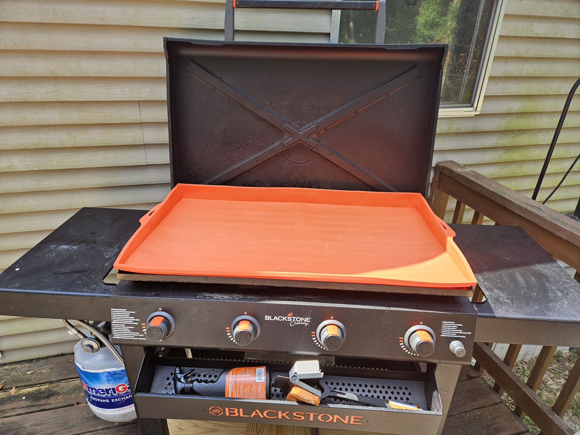 Blackstone Omnivore Grill