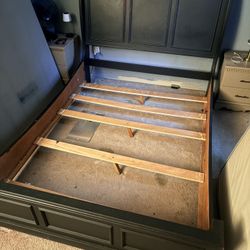 Queen Size Bed Frame 