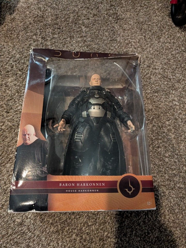 Dune Baron Figure 