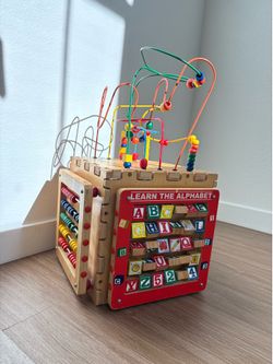 Wooden toy/Activity center