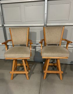 Chairs(2)
