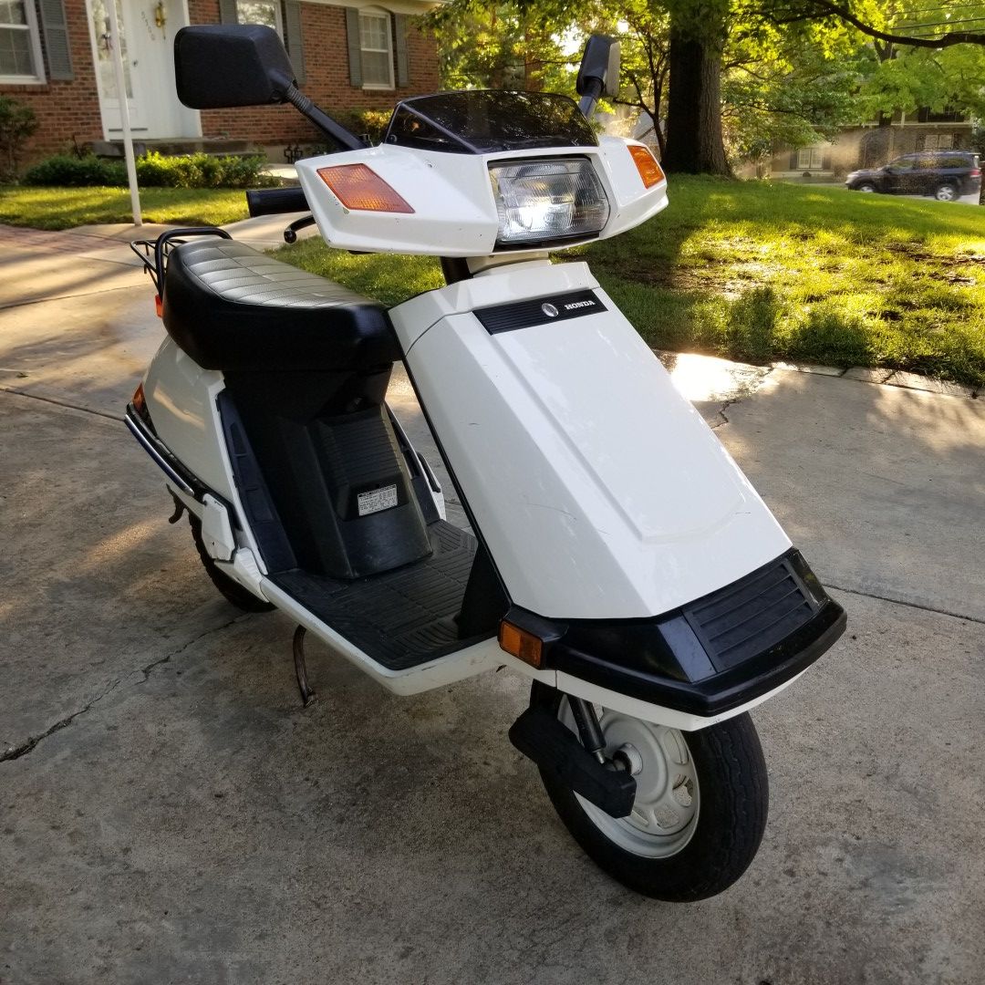 2000 honda elite 80 moped scooter
