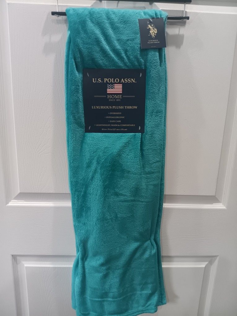 Green Polo Assiasan Blankets