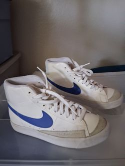 Blue/white Nike