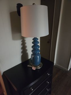Table lamp