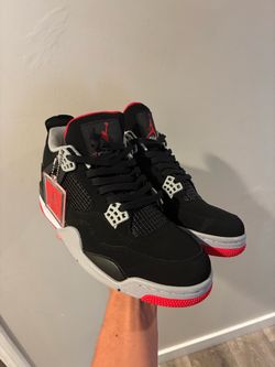 Air Jordan 4 Retro Bred Sneakers