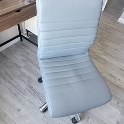 Desk chair