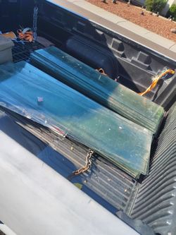 Tempered Glass For Store. Glass Shelves