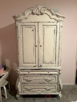 Armoire