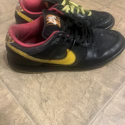 Nike SB Dunk Low