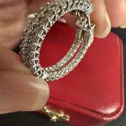 Beautiful 925 Sterling Silver Cz Hoop Earrings , Cz On Inside Hoop And Outside, 1in. , Marked CL 925, Push Lock . 