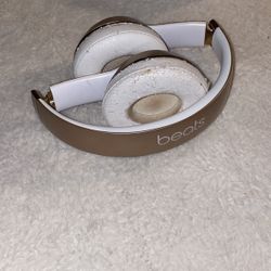Beats Pro Headphones Solo Wireless 