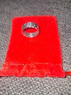 Size 10 men's ring.