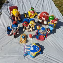 MM's m&ms toys set
