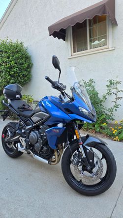 2023 Triumph Tiger Sport 660, Panniers