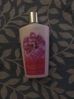 Victoria’s Secret lotion brand new