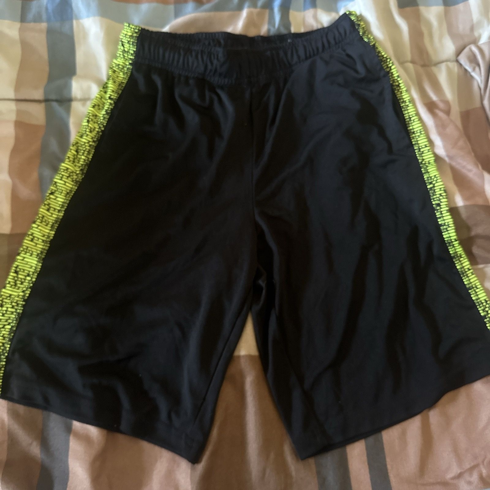 TEK GEAR DRY TEK Boys' sz M (10/12) Athletic Shorts w Pockets