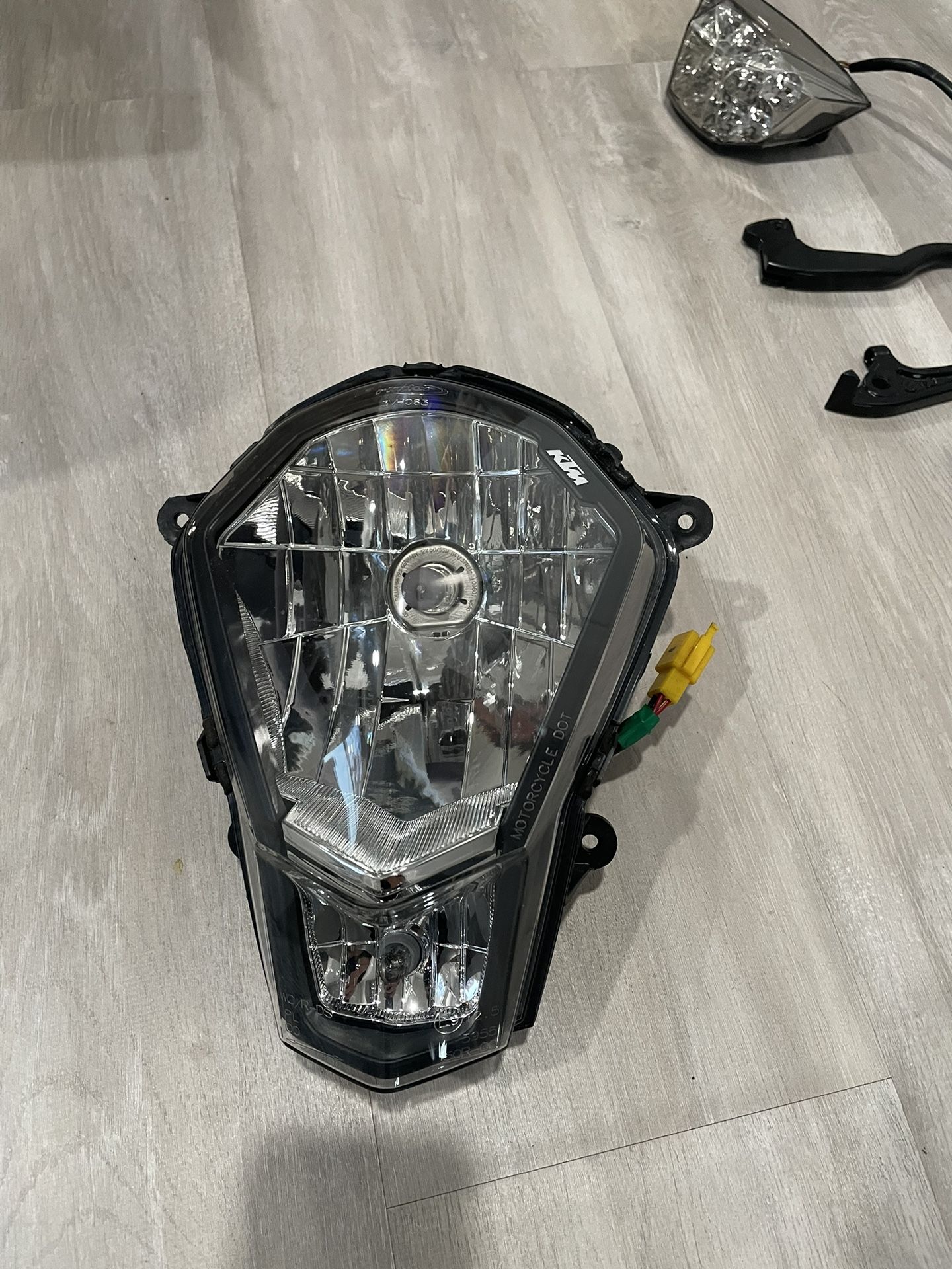 Headlight Of 2016 KTM Duke 390