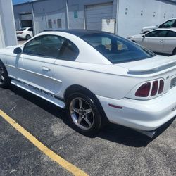 1995 Ford Mustang