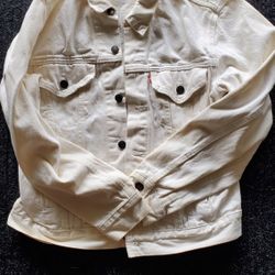 Vintage Levis White Denim Jacket