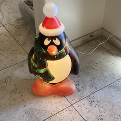 Vintage Christmas Chilly Willy lighted plastic display penguin holiday blow up Works 